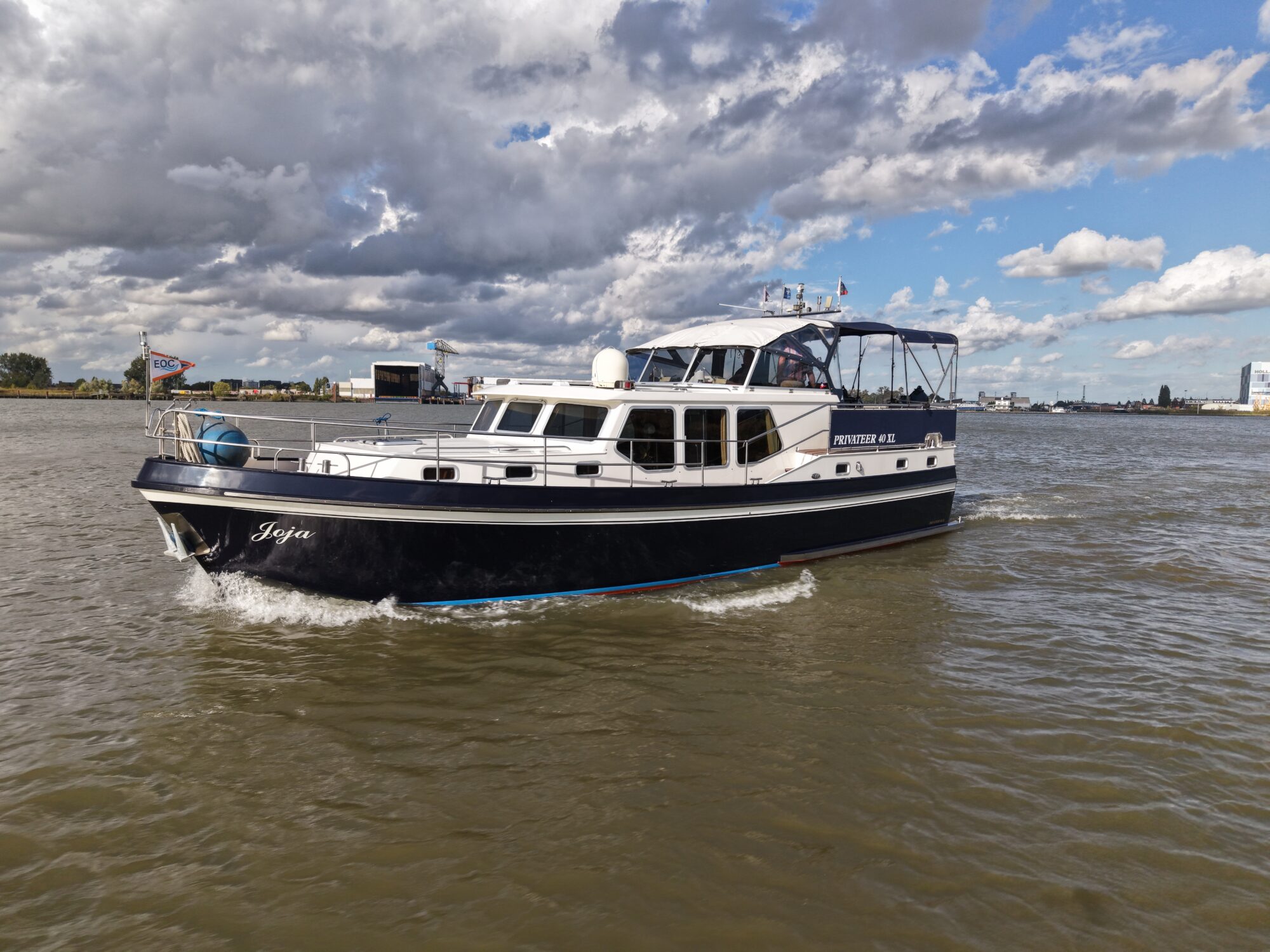 foto: 42 Privateer Privateer 40 XL Cabrio