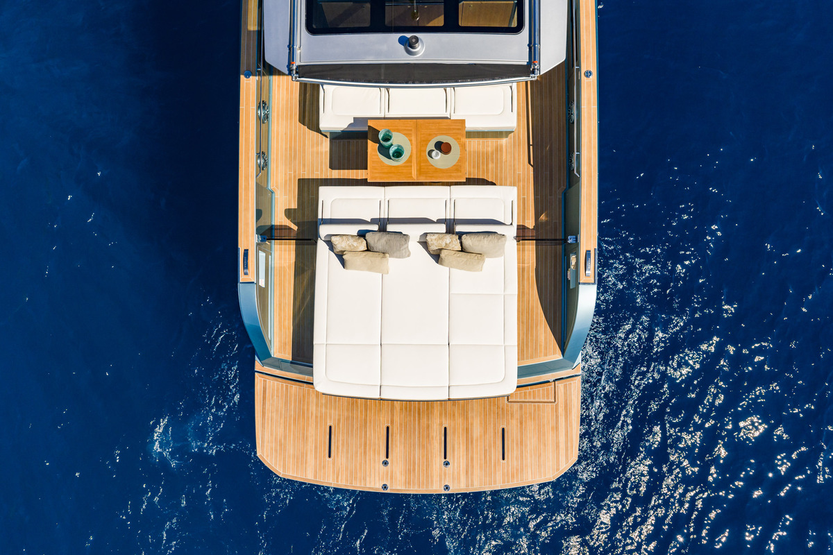 foto: 41 PARDO YACHTS 43  ON STOCK