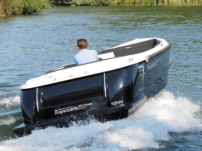 foto: 5 Topcraft 605 Tender ABSOLUUT DE RUIMSTE IN ZIJN KLASSE