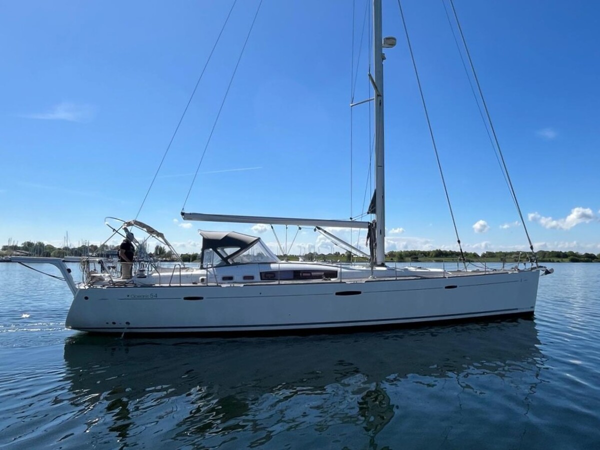 foto: 43 Beneteau Oceanis 54