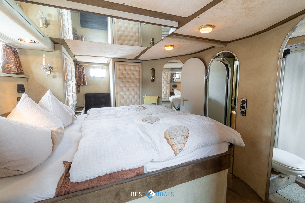 foto: 43 Mystere 19 meter