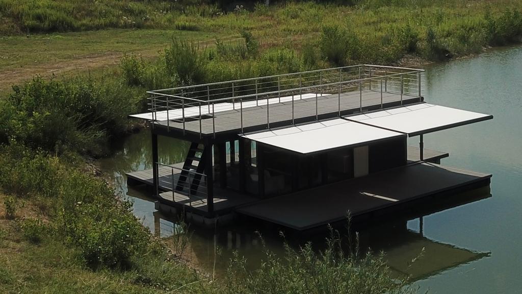 foto: 43 Shogun Mobile Houseboat