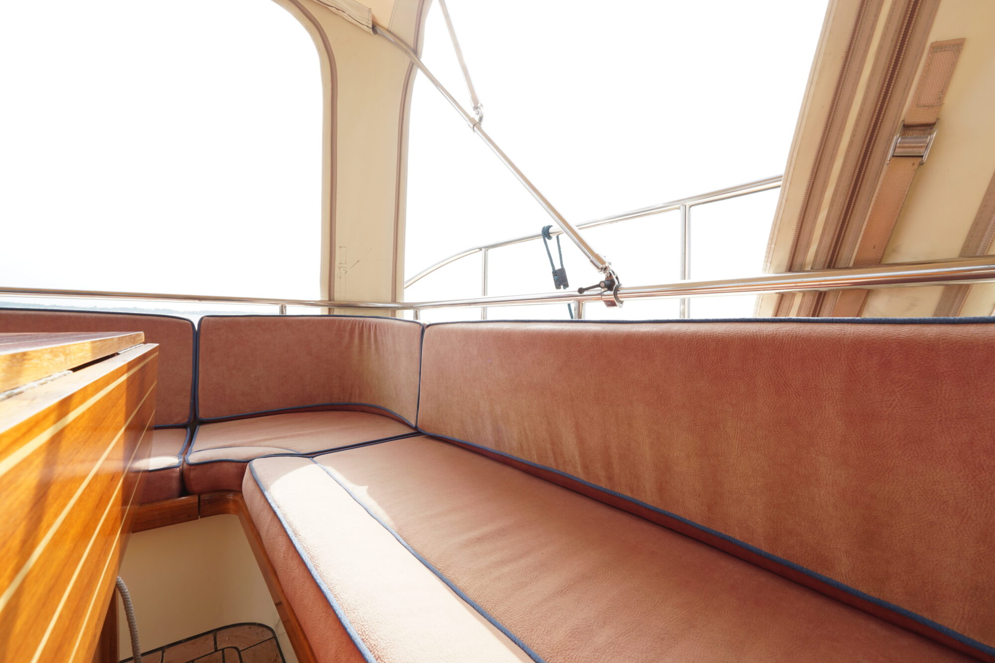foto: 112 Tryvia Tryvia 1100 OK Cabrio Spiegeldeur