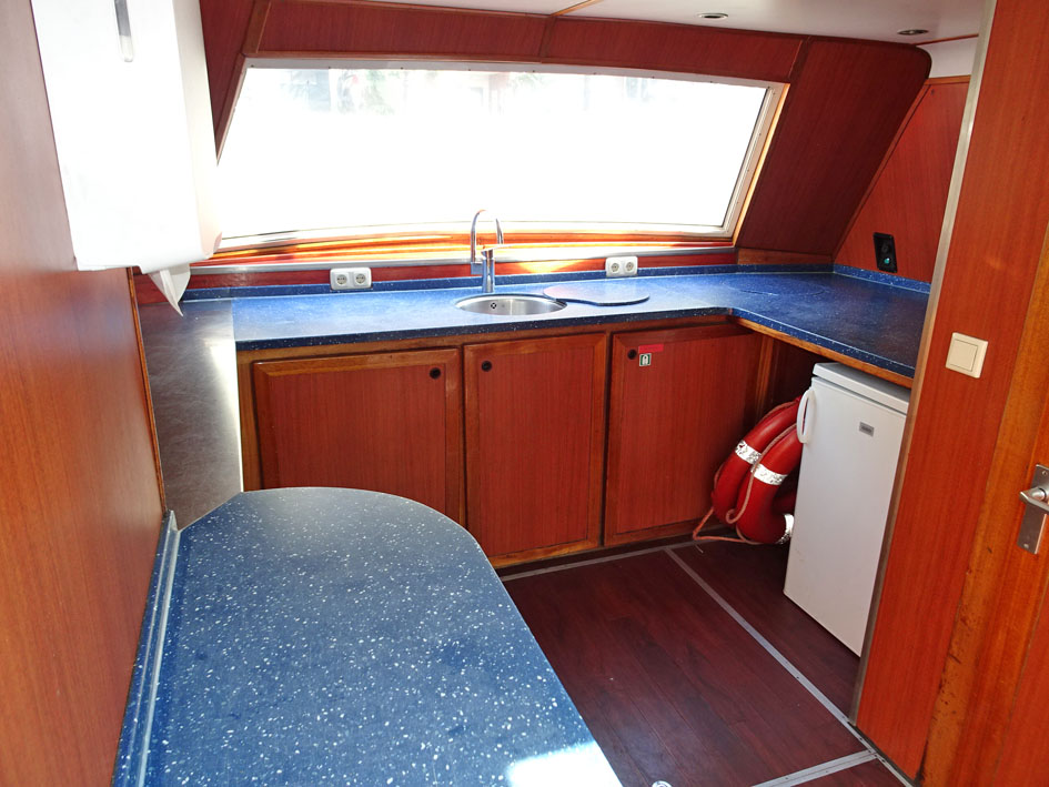 foto: 29 Amsterdamse Grachten rondvaartboot 21.80 21.80