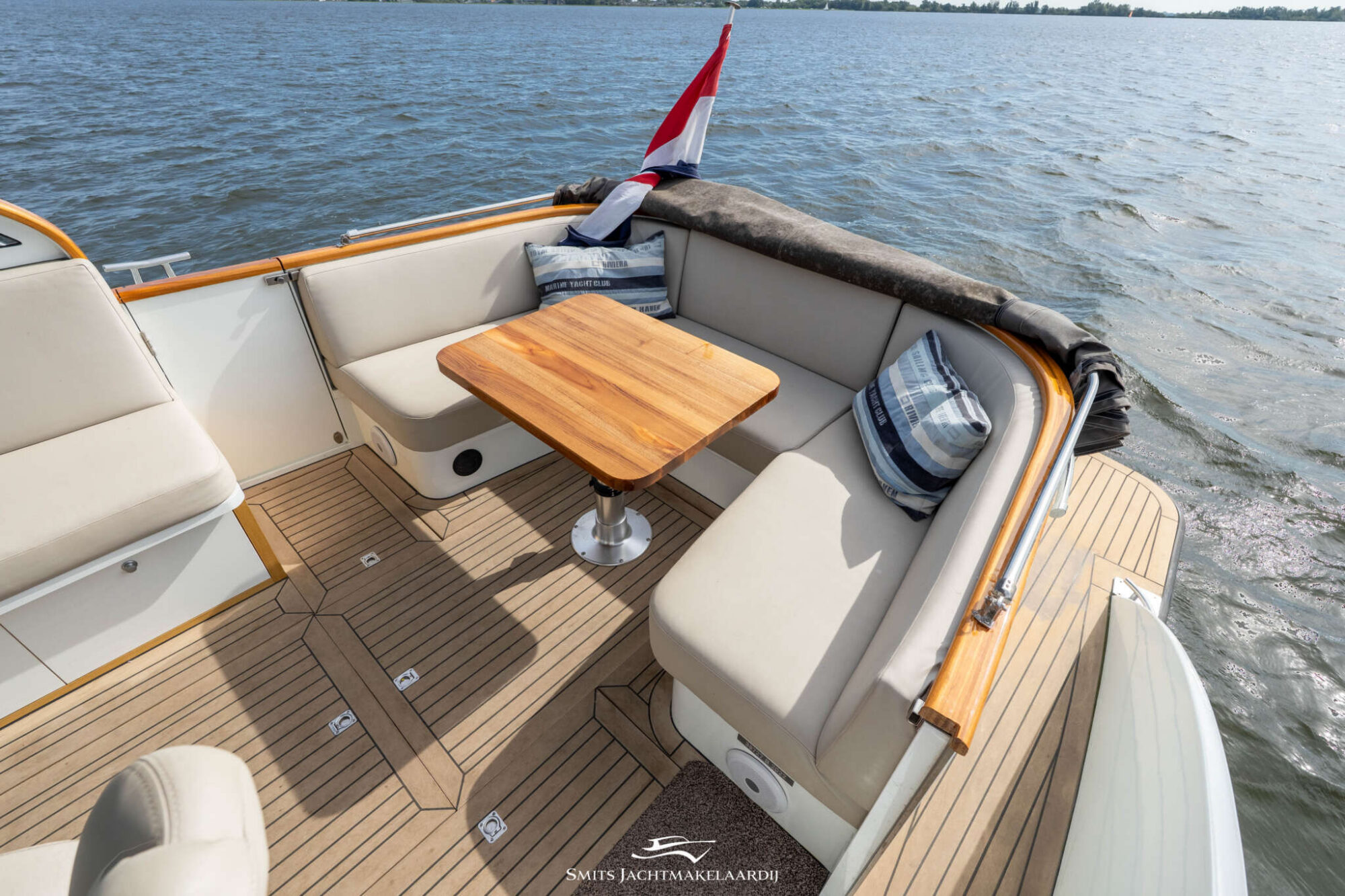 foto: 52 Crown yachts Crown Keyzer C107 Cabrio