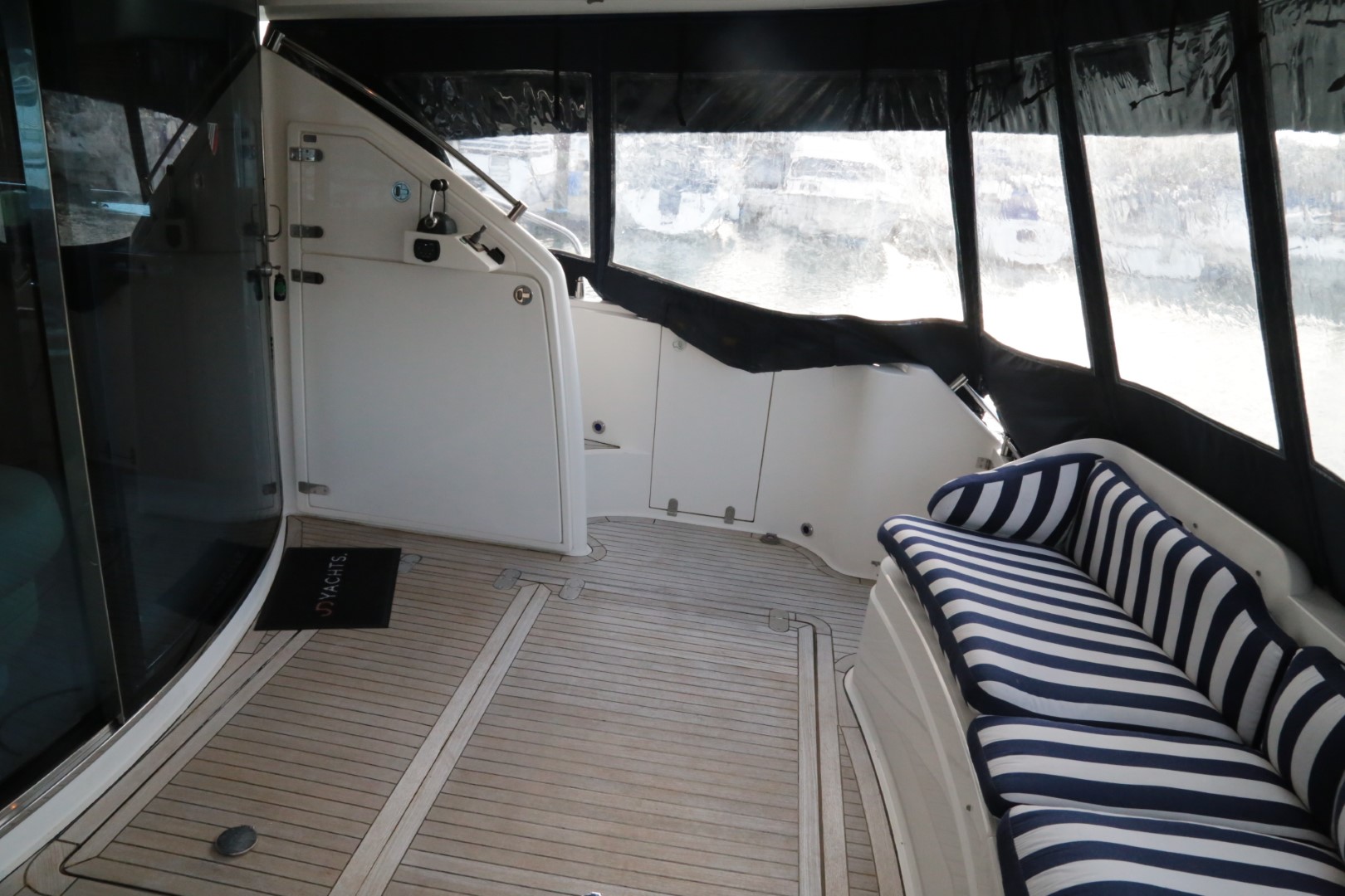 foto: 17 Fairline  Squadron 58