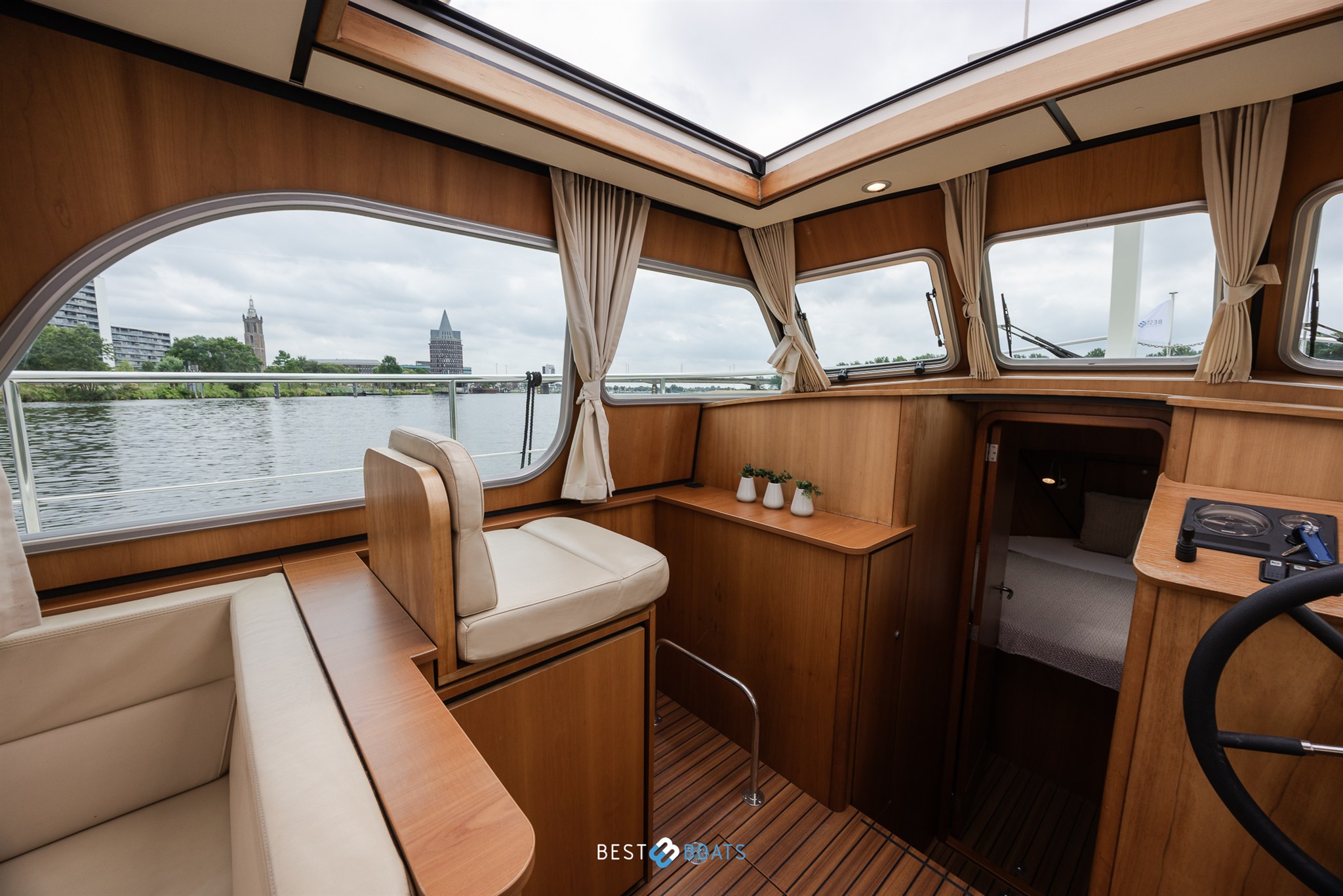 foto: 28 Linssen Grand Sturdy 25.9 SCF