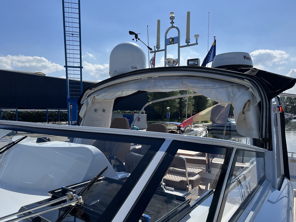 foto: 34 Atlantic A 500 Convertible