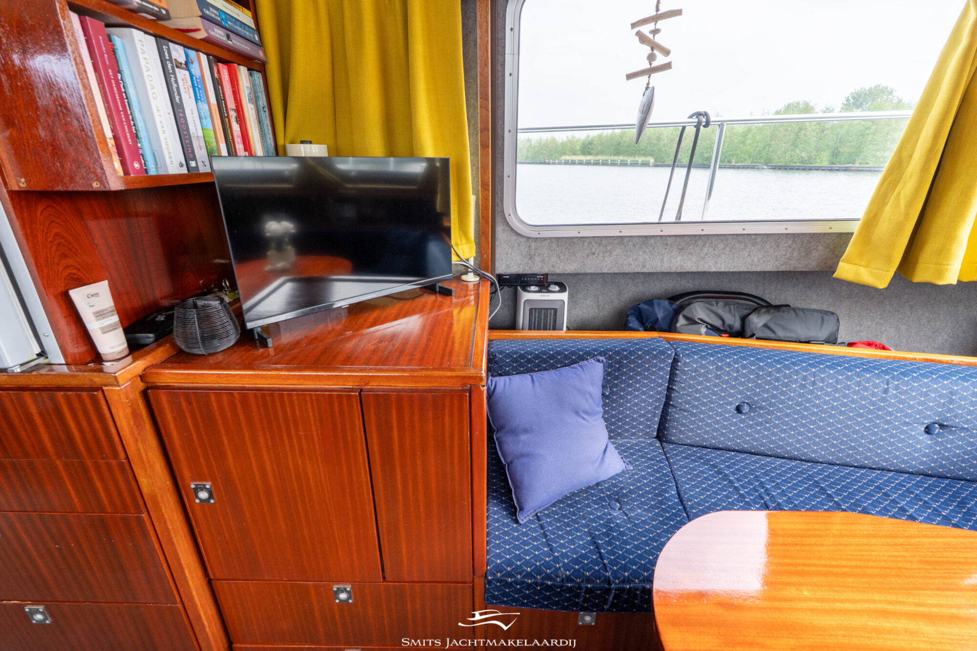foto: 41 Bege Bege 9.50 AK Cabrio