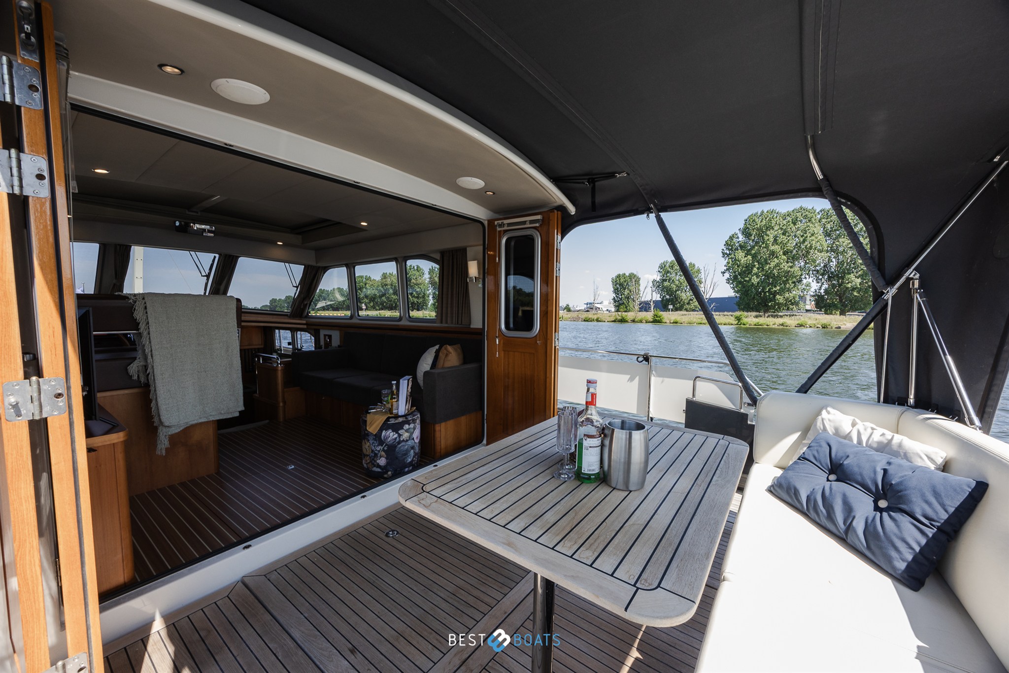 foto: 28 Linssen Grand Sturdy 470 Sedan Wheelhouse