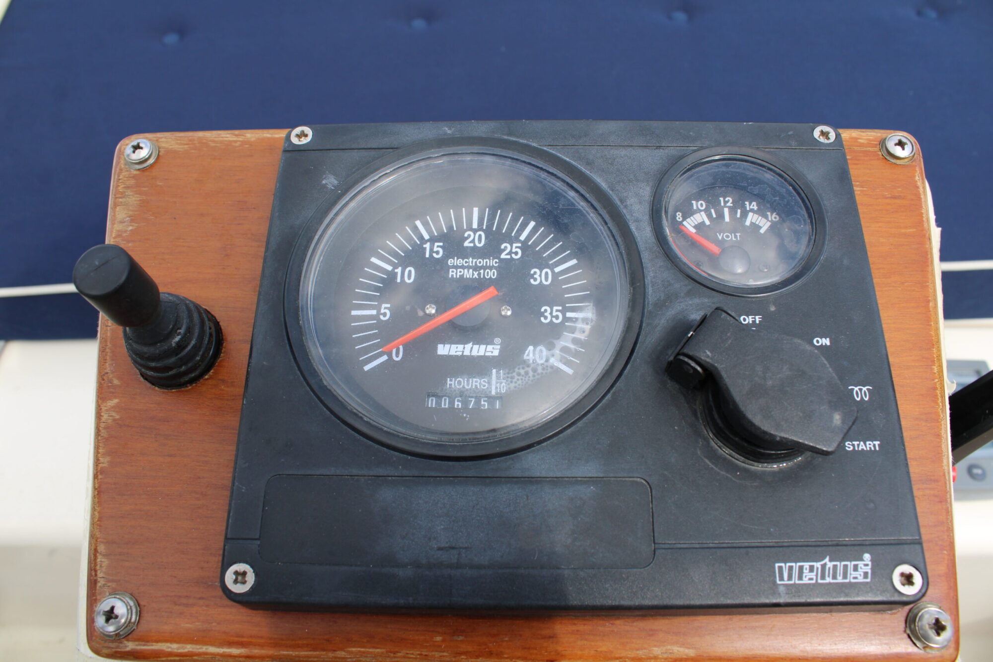 foto: 14 Jan van Gent Jan van Gent 8.20 OK Sloep