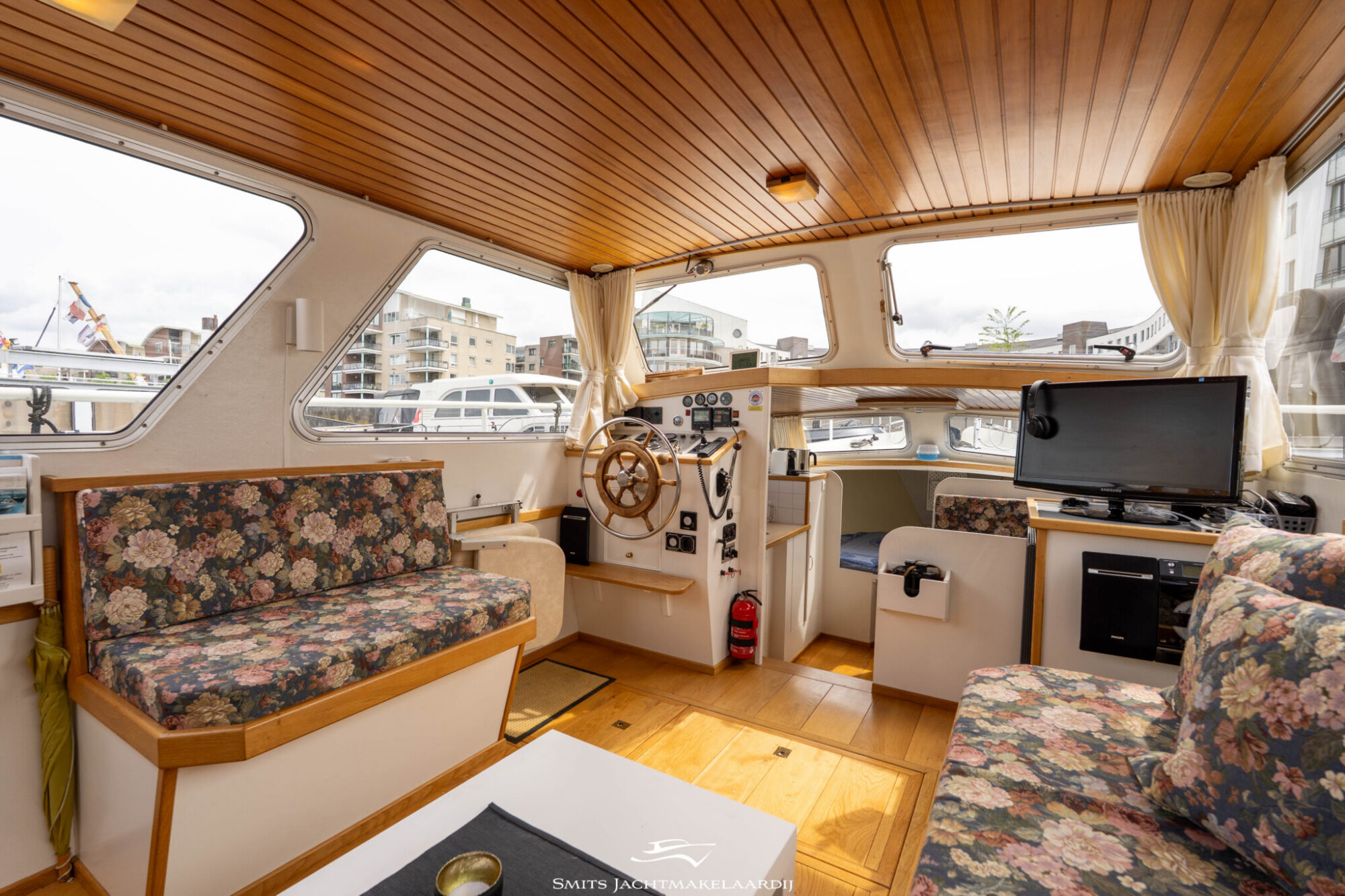 foto: 31 Waterman Waterman Kruiser 12.50 AK Cabrio