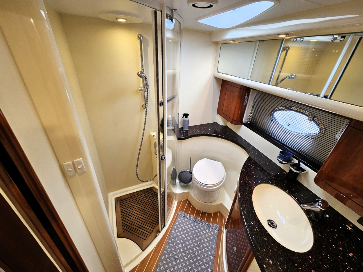 foto: 31 Fairline Phantom 50