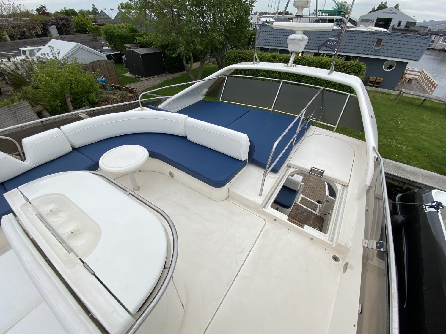 foto: 31 Princess 56