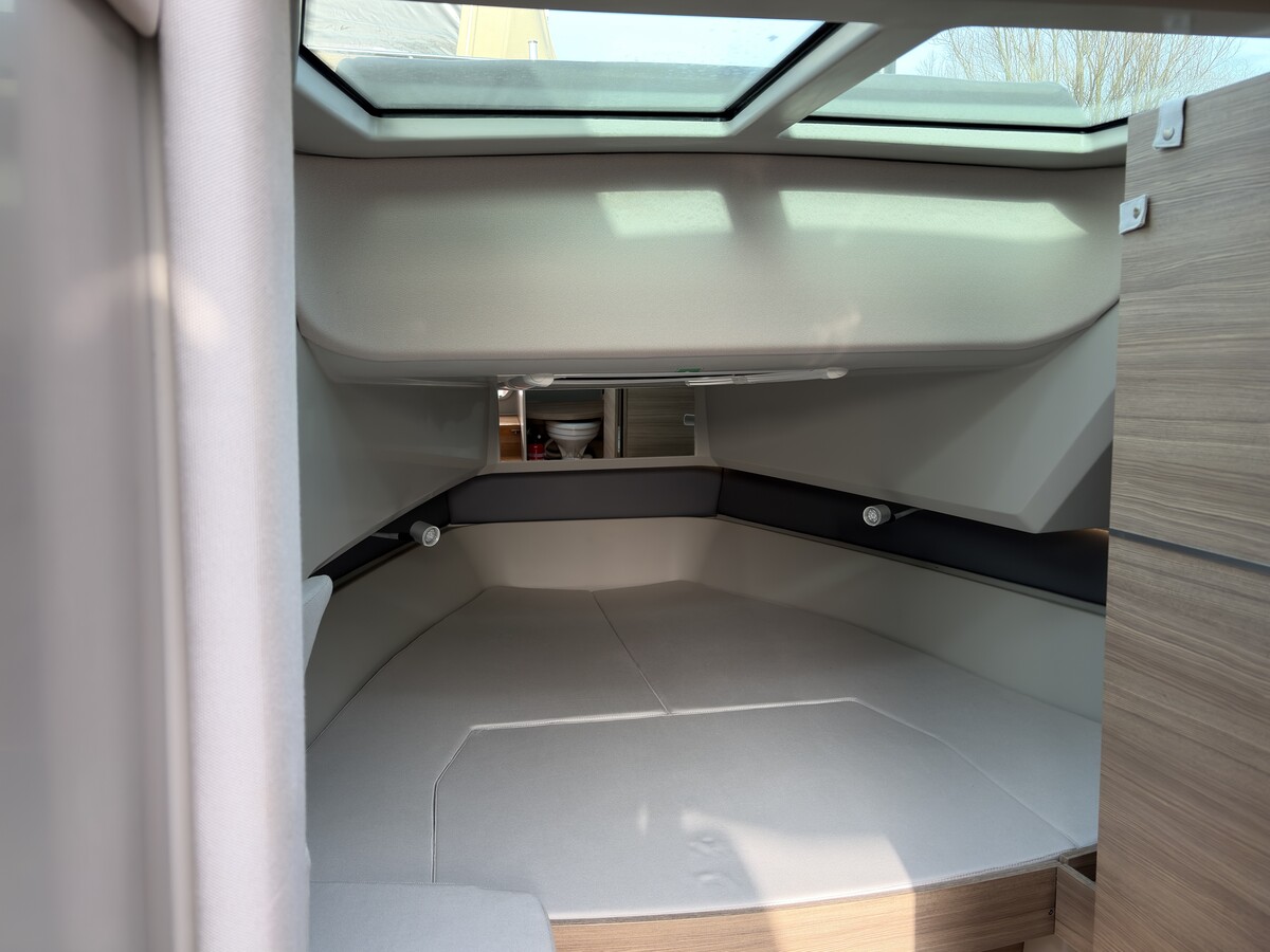 foto: 16 Saxdor 320 GTC