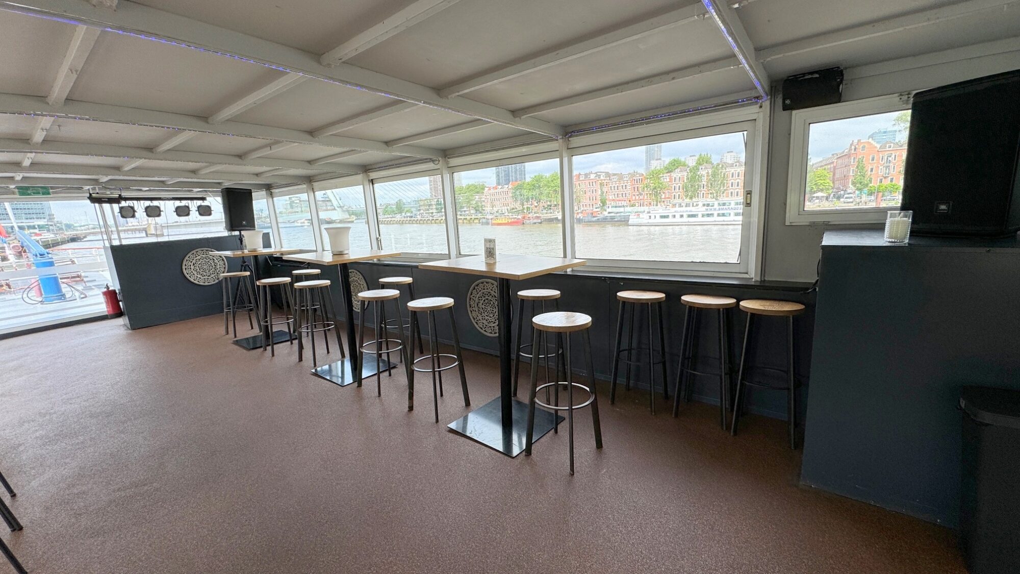 foto: 30 van der Werff Van der Werff Passagiersschip 50.00 VS