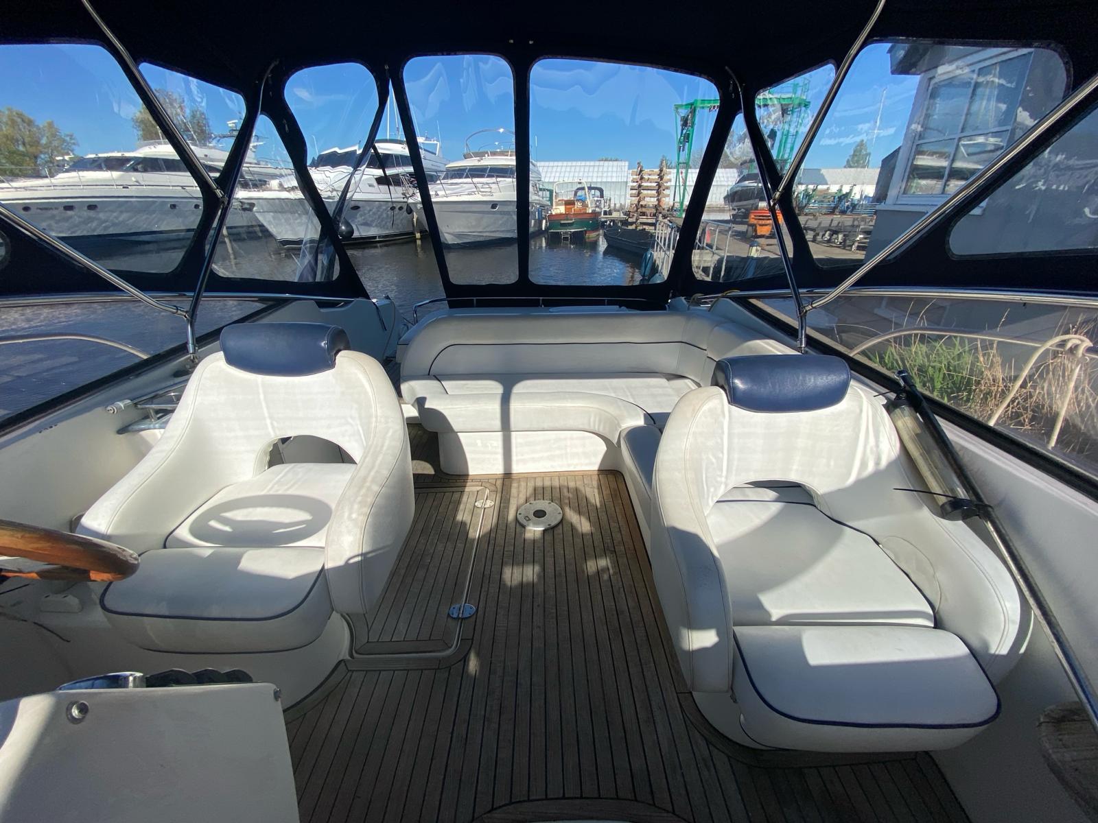 foto: 14 Bavaria 29 DC