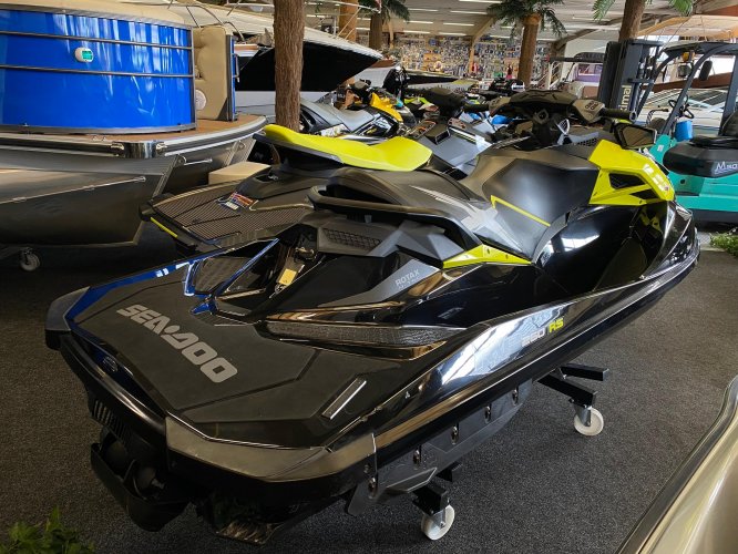 foto: 7 Sea-Doo RXP 260 Xrs