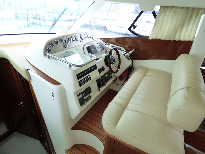 foto: 29 Prestige  46