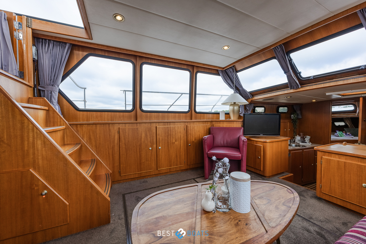 foto: 33 Valkkruiser Content 1300