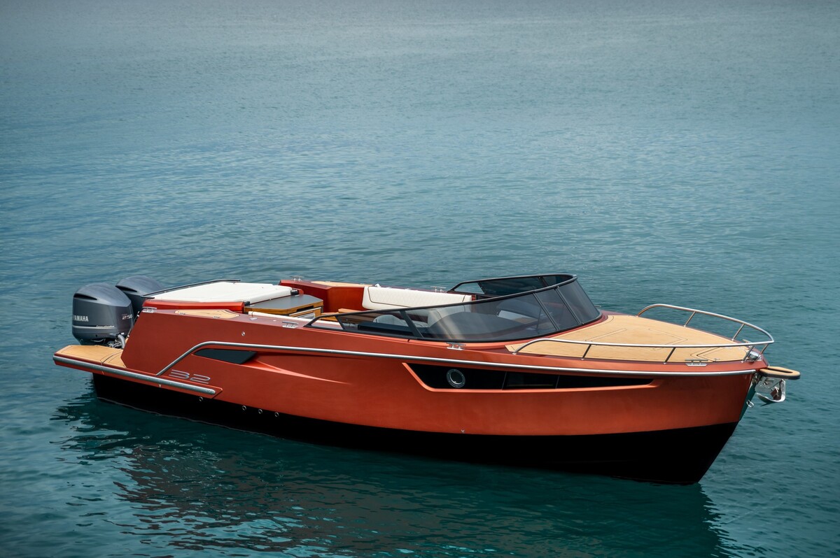 foto: 29 Alfastreet Marine 32 Cabin Sport - Outboard Series