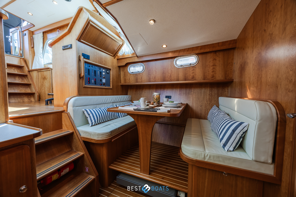 foto: 34 Linssen Grand Sturdy 380 AC 