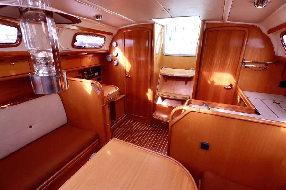 foto: 29 Bavaria  33 Cruiser