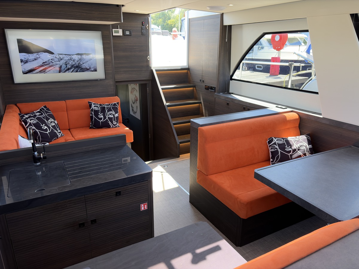 foto: 23 Boarncruiser 44 Elegance AC