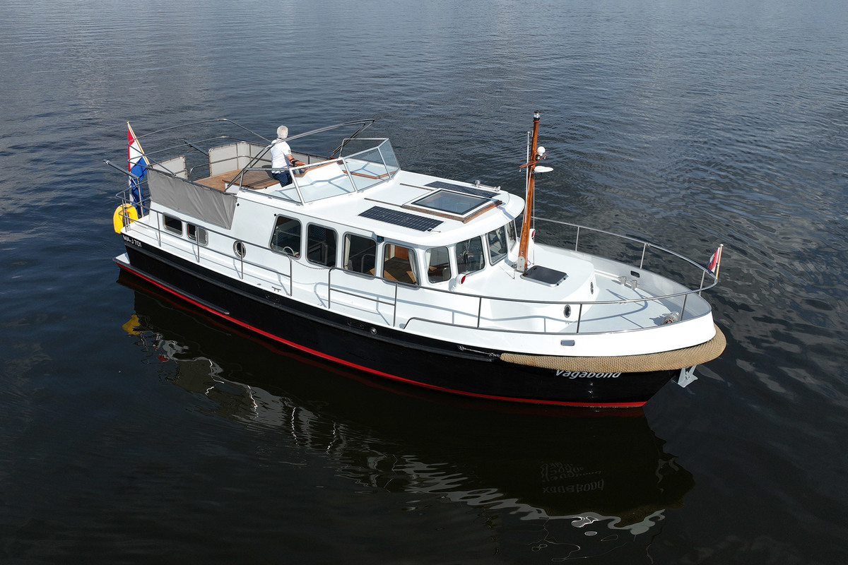 foto: 38 Hellingskip 1100 AK