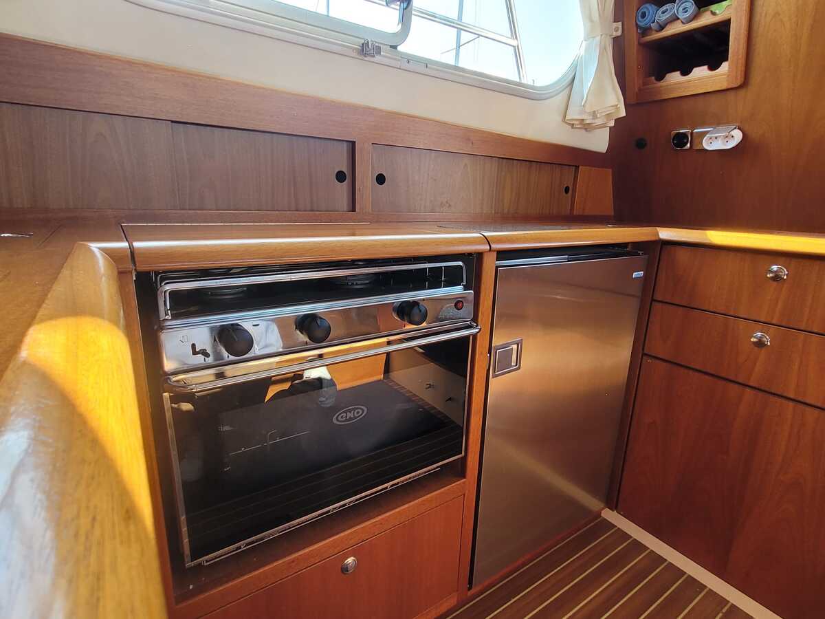 foto: 25 Nimbus 380 Commander