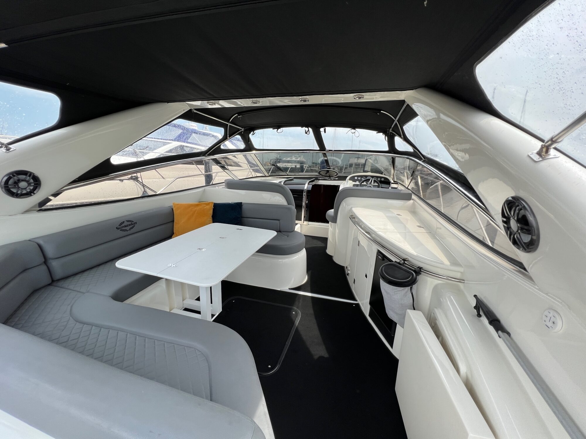 foto: 28 Sunseeker Sunseeker Camarque 47 Cabrio