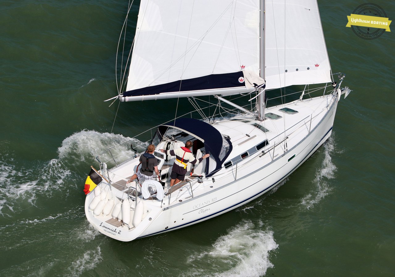 foto: 4 Beneteau Oceanis Clipper 323