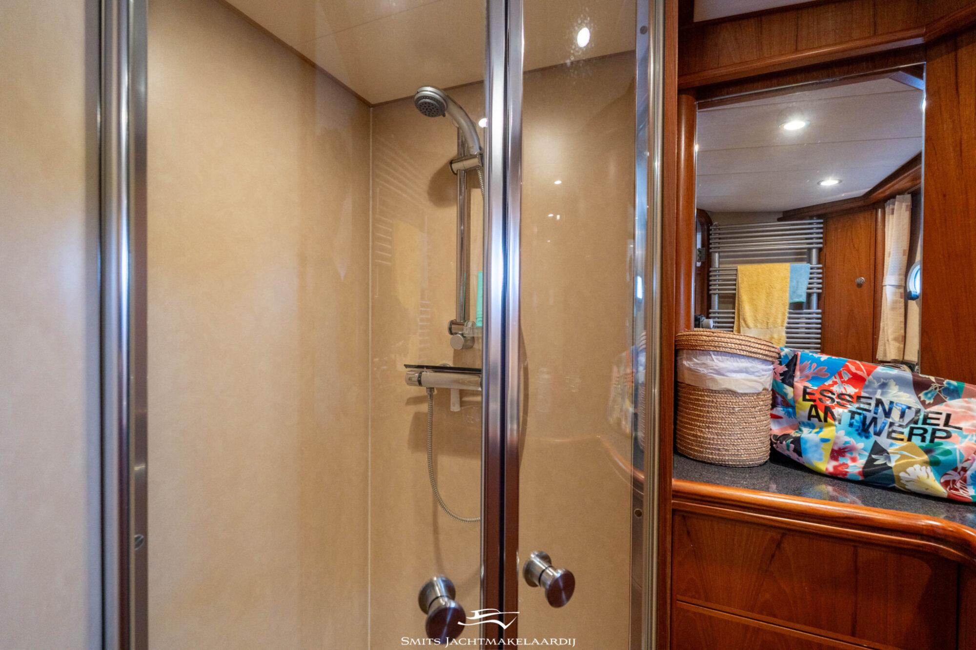 foto: 68 Van der Valk Valk Continental 15.50 Cabrio