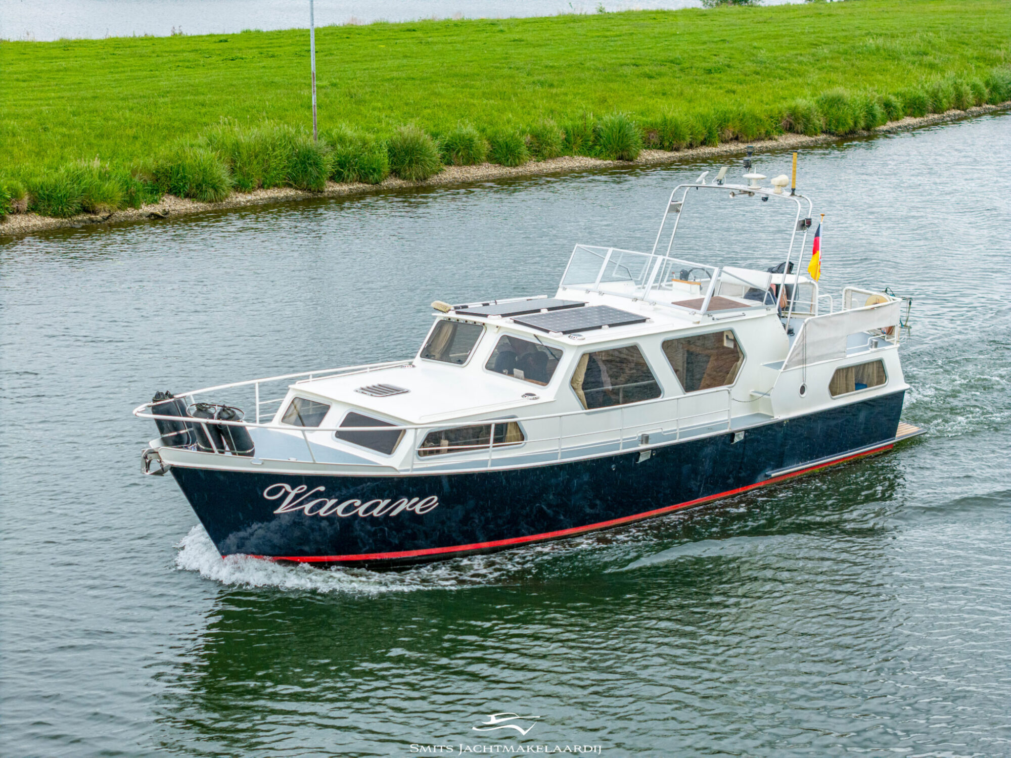 foto: 32 Waterman Waterman Kruiser 12.50 AK Cabrio