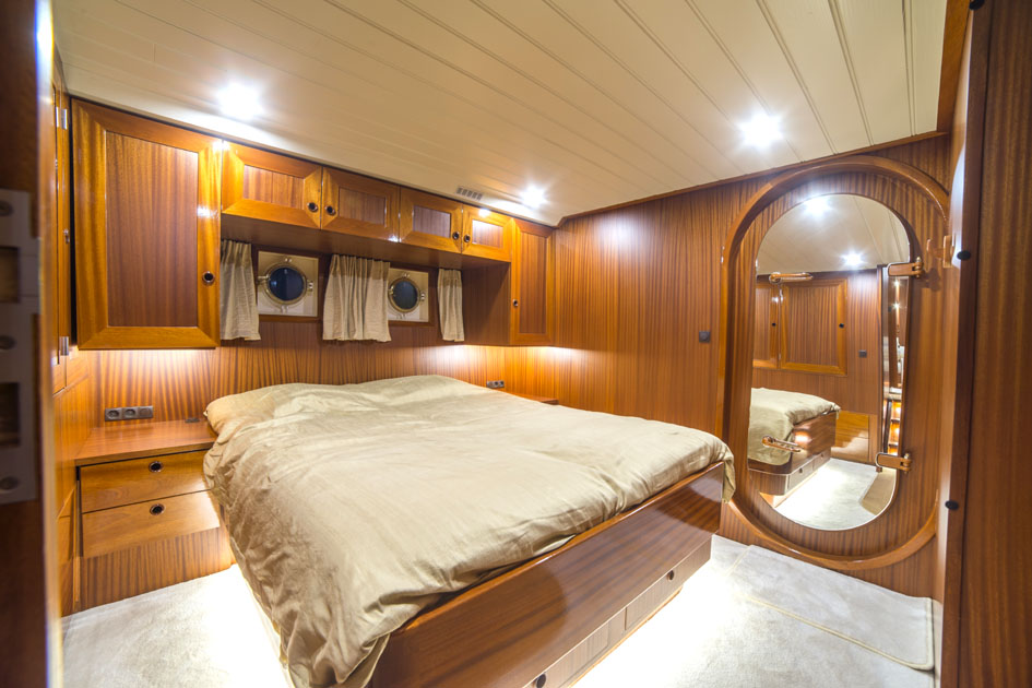 foto: 49 Luxe Motor Cruise 19.75