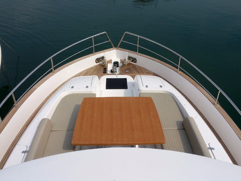 foto: 29 Azimut Magellano 53