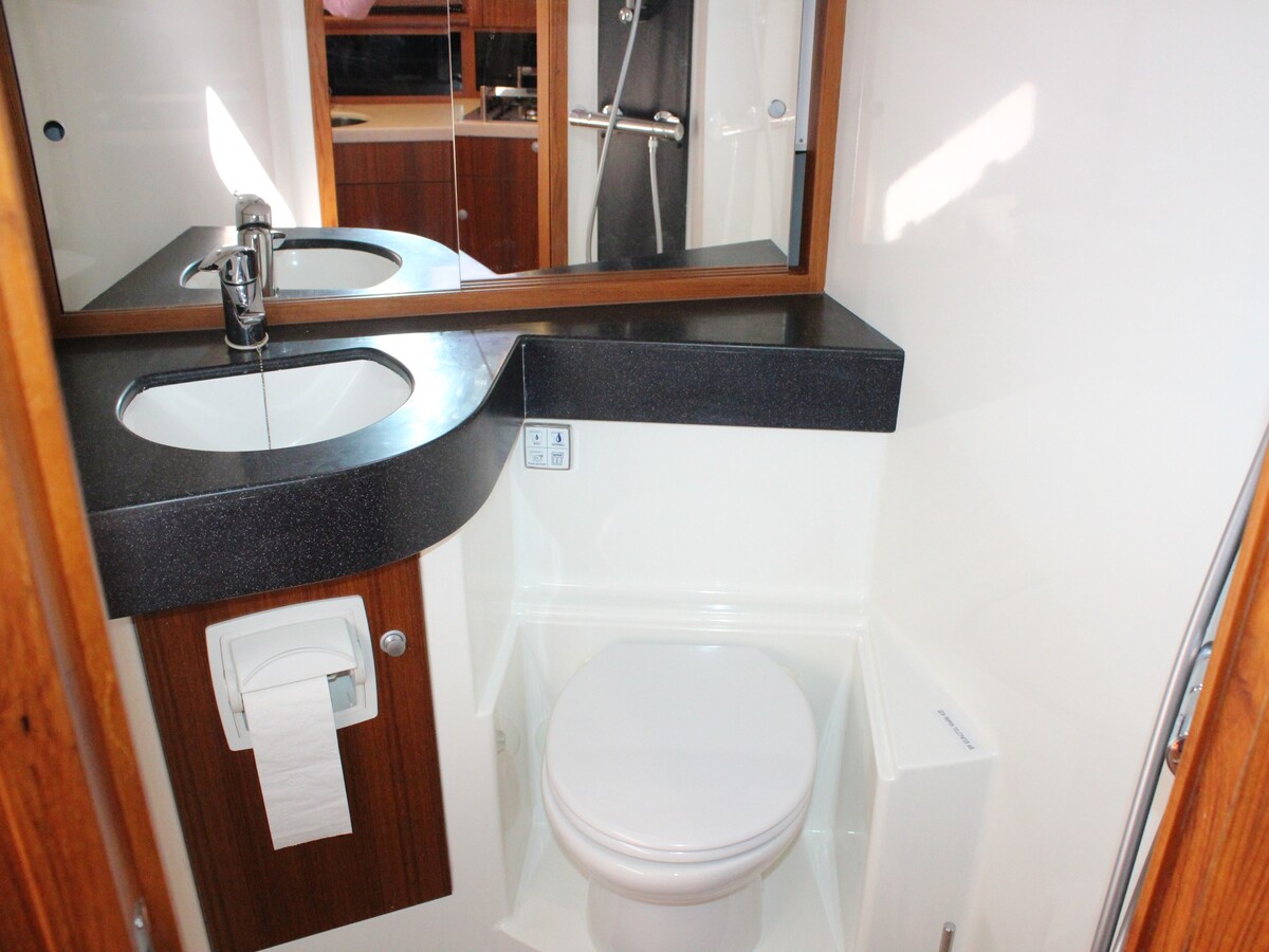 foto: 48 North-Line 37 Wheelhouse