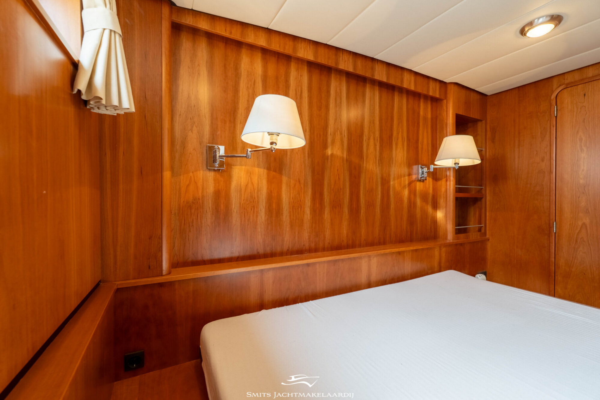 foto: 79 Linssen Linssen Grand Sturdy 43.9 AC