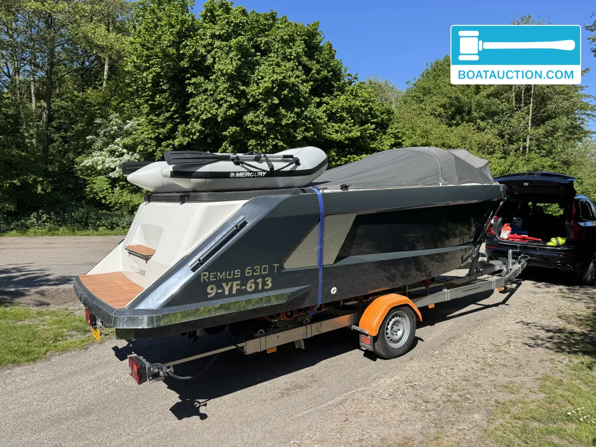 foto: 9 Remus 630 tender