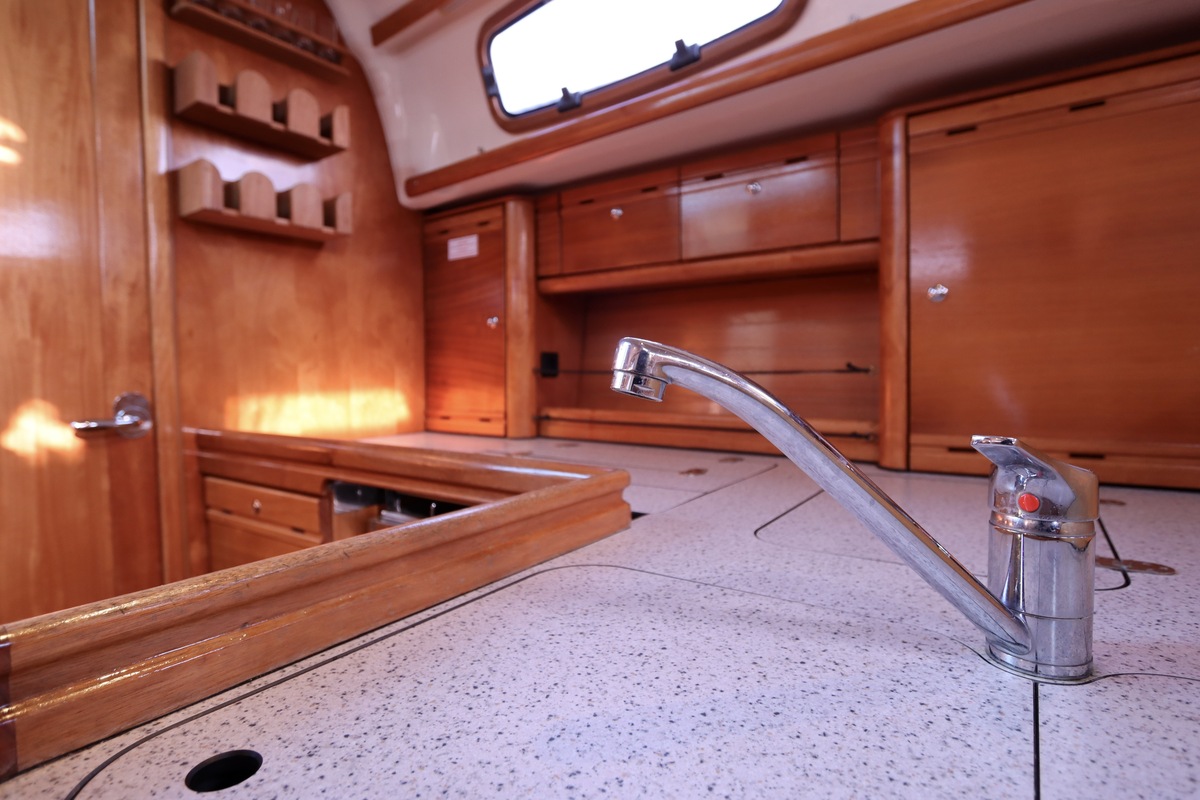 foto: 27 Bavaria  37-3 Cruiser