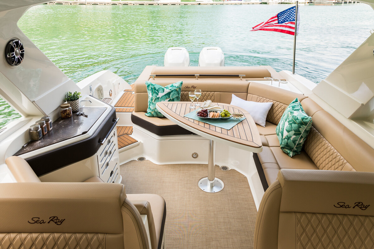 foto: 37 Sea Ray SLX 310 Outboard