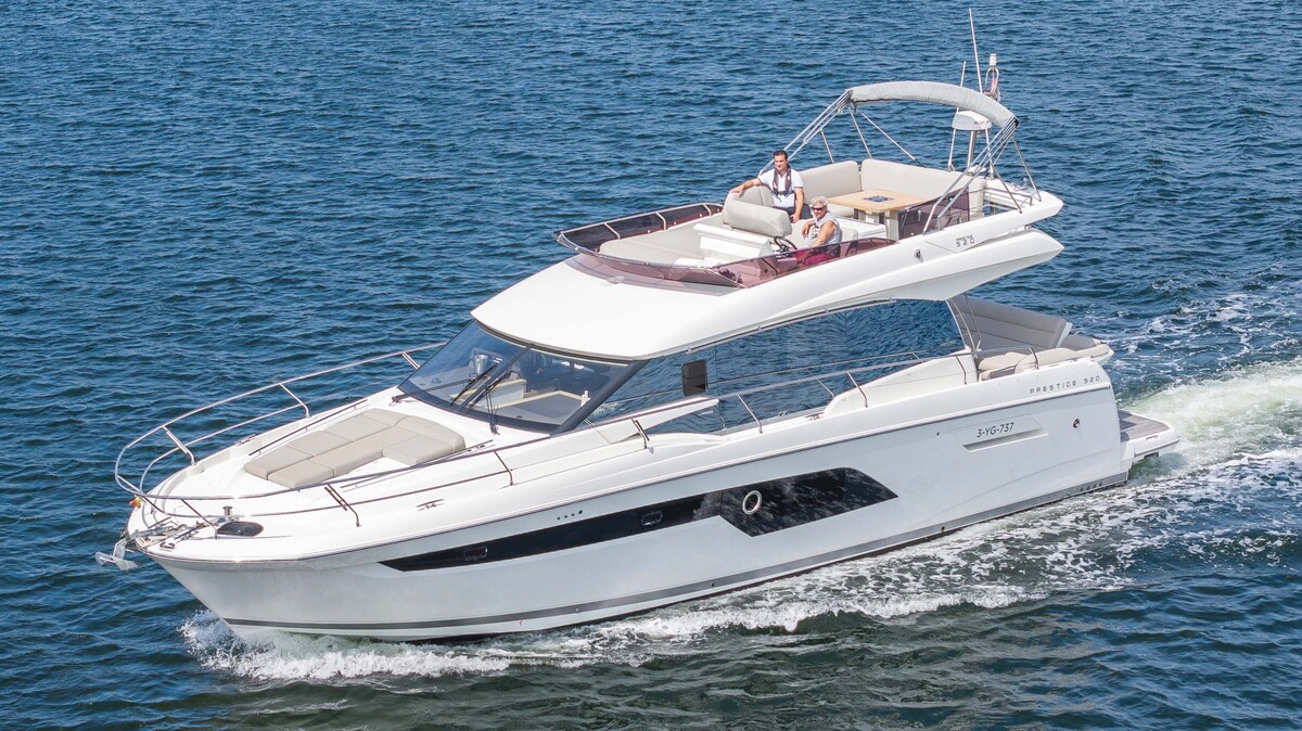 hoofdfoto: 1 Jeanneau  Prestige 520 Fly