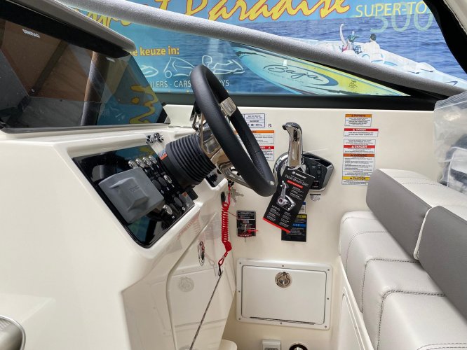 foto: 19 Sea Ray OPTIE Sundancer 265