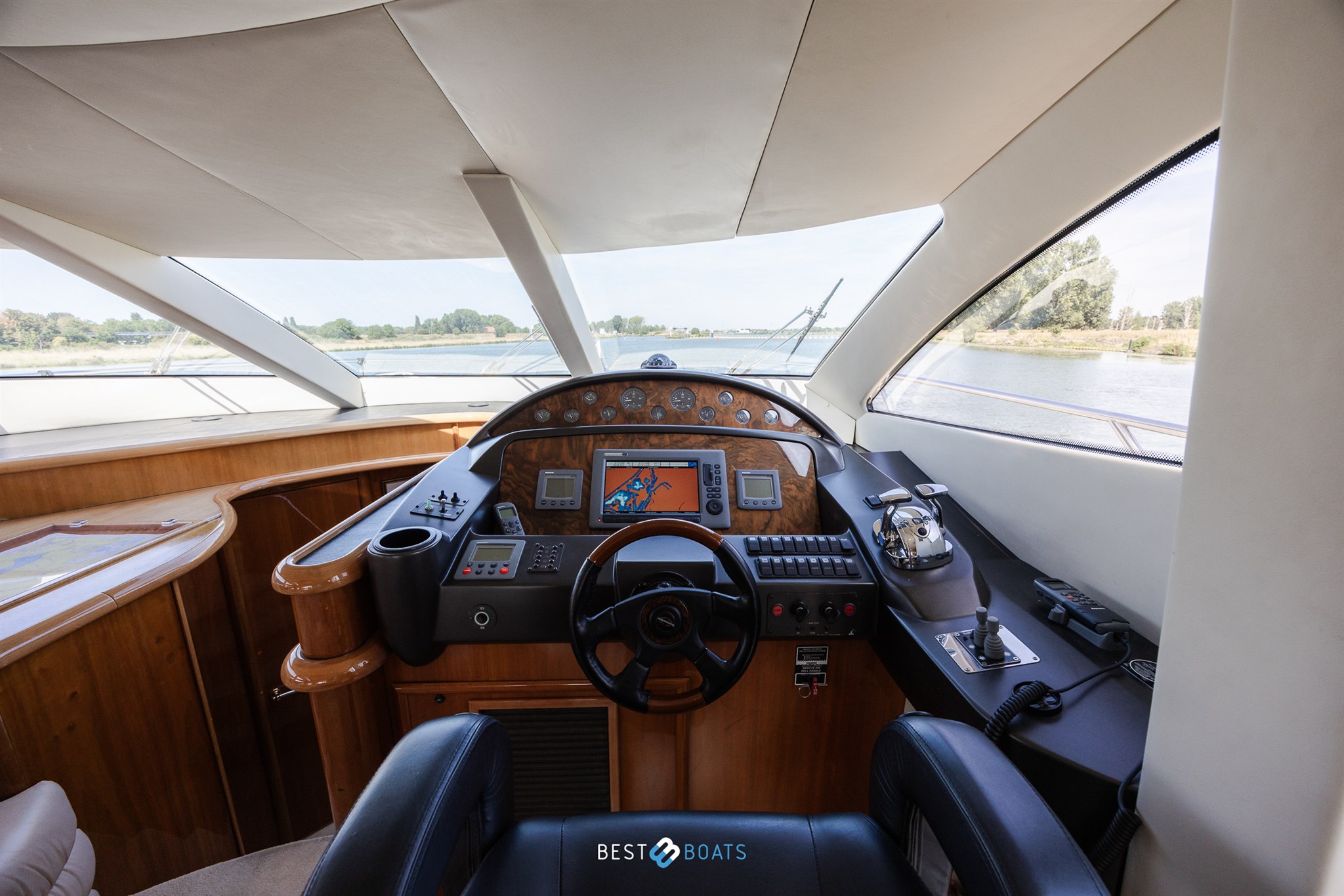 foto: 30 Sunseeker Manhattan 64