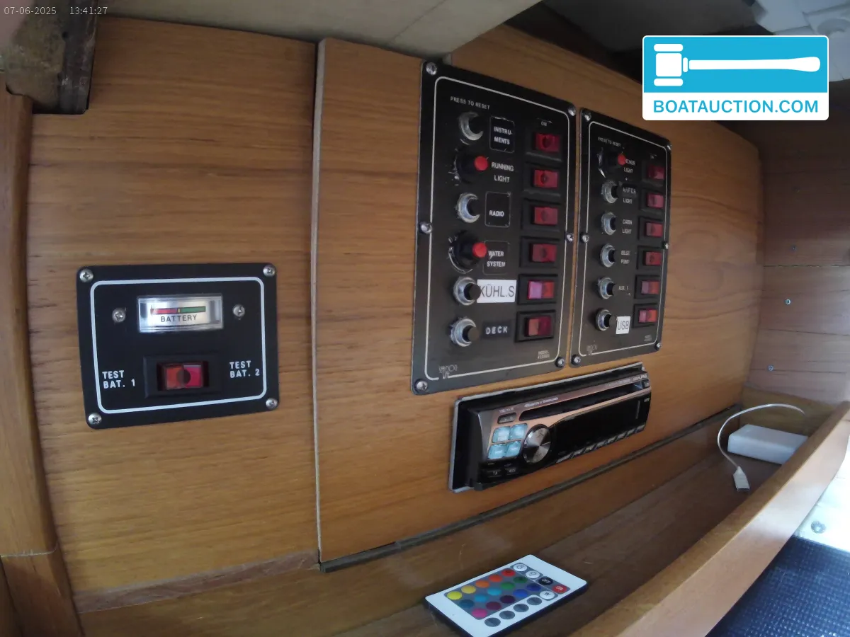 foto: 14 Helmsman 31