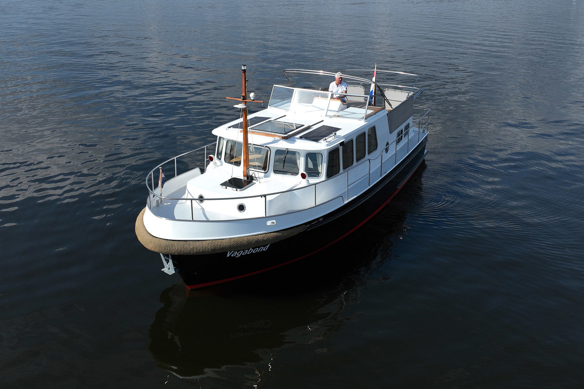 foto: 39 Hellingskip 1100 AK