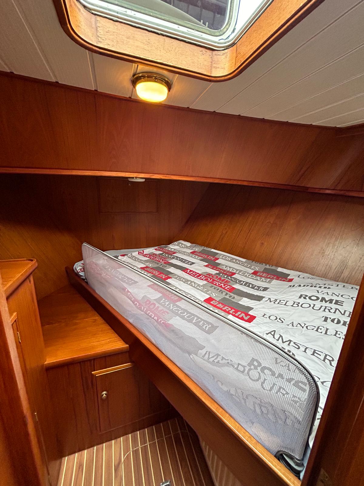 foto: 73 Monty Bank Monty Bank Kotter 41 AK Cabrio