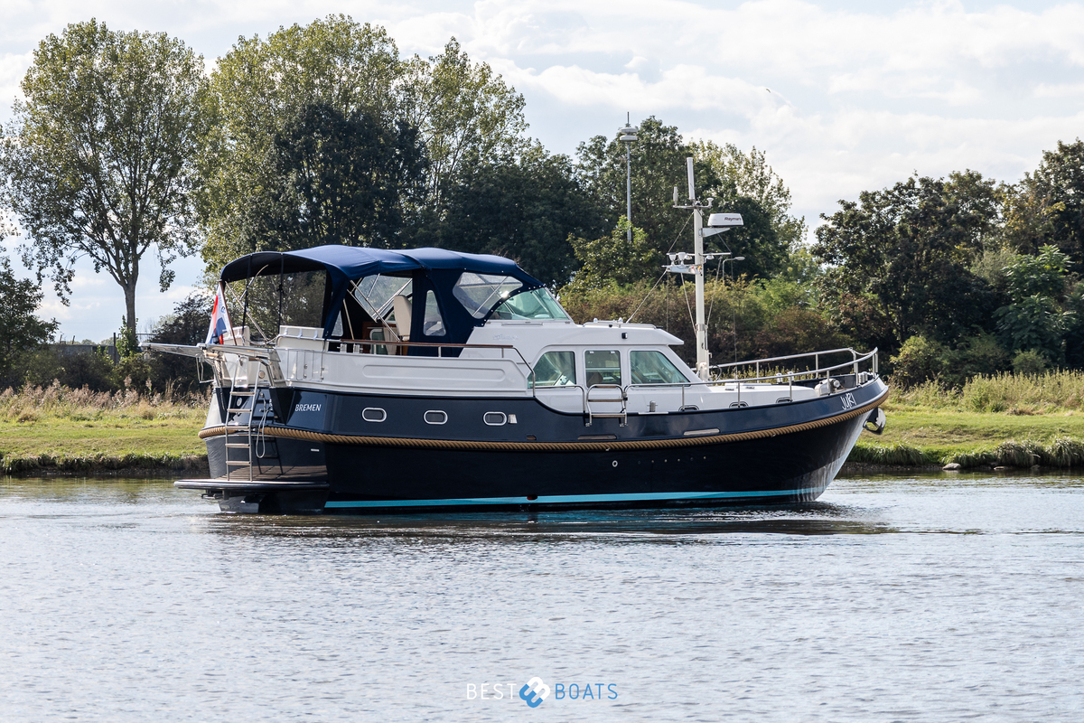 foto: 38 Linssen  Grand Sturdy 410 AC 