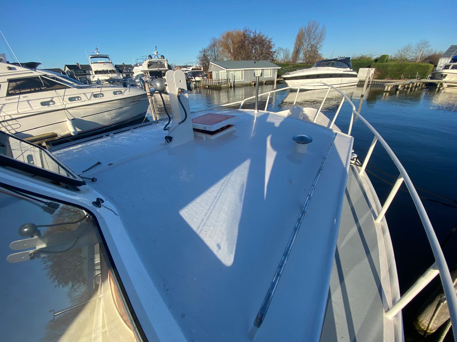 foto: 18 Combikruiser 1200 ( Woonschip met CV )