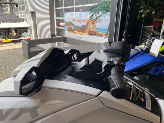 foto: 10 Yamaha Boats VX Cruiser